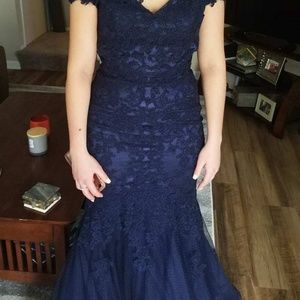 Formal Lace Navy Dress size 6